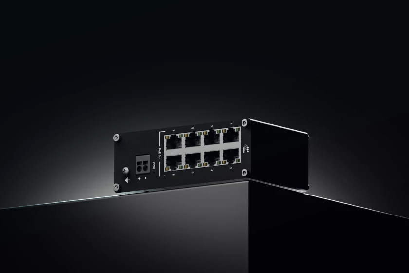 TELTONIKA TSW040 8-PORT POE SWITCH